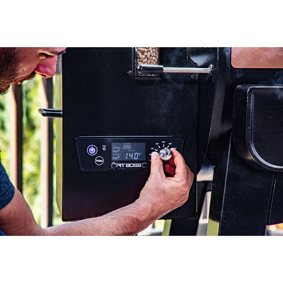 Charleston Pellet/Gas Combo Grill