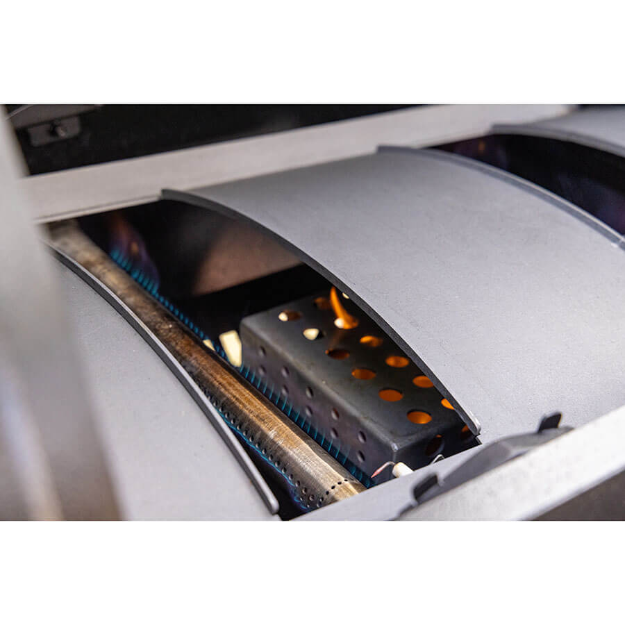 Mile Hybrid Wood Pellet/Gas Combo Grill